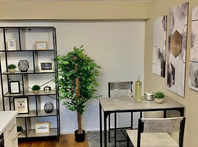 Ruhiges Studio I Naehe Whu I Wlan 아파트 발렌다